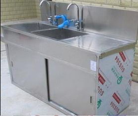 高港區盛華科教 專業供應醫用304不銹鋼腳踏洗手池及配套儲存柜、消毒柜
